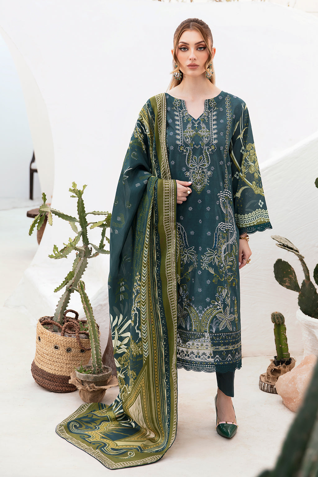 Ramsha | Ghazal Lawn 24 | G-203 - Khanumjan  Pakistani Clothes and Designer Dresses in UK, USA 