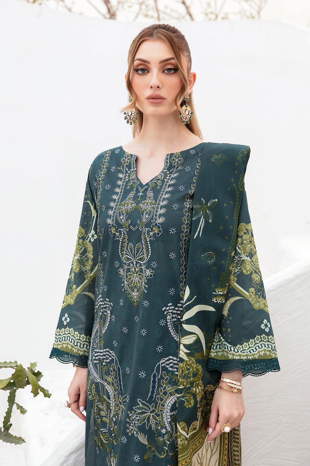 Ramsha | Ghazal Lawn 24 | G-203 - Khanumjan  Pakistani Clothes and Designer Dresses in UK, USA 