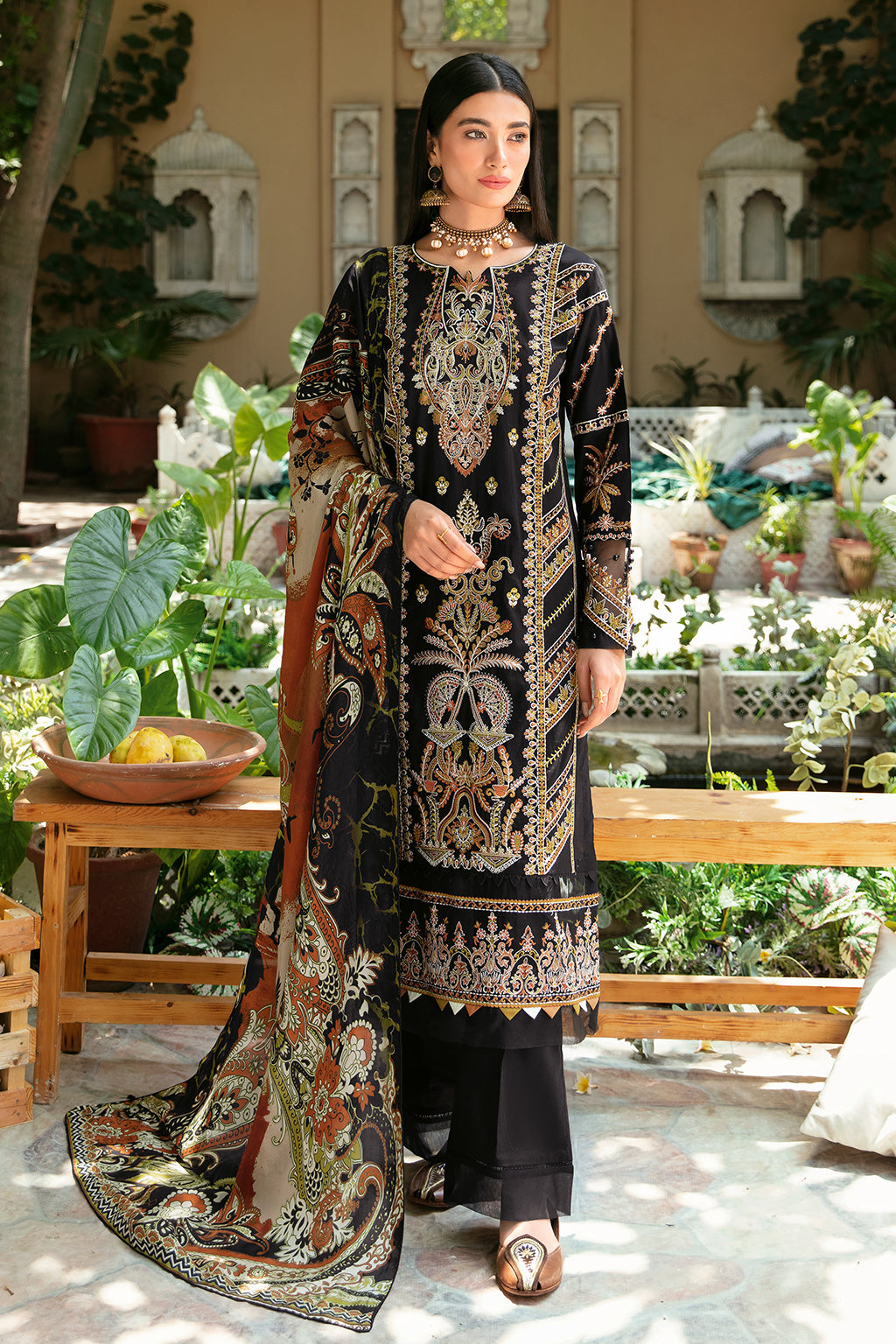 Ramsha | Mashaal Luxury Lawn | L-805 - Khanumjan  Pakistani Clothes and Designer Dresses in UK, USA 