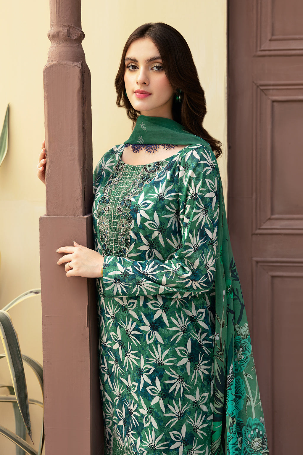 Ramsha | Rangrez Lawn Collection | N-507 - Khanumjan  Pakistani Clothes and Designer Dresses in UK, USA 