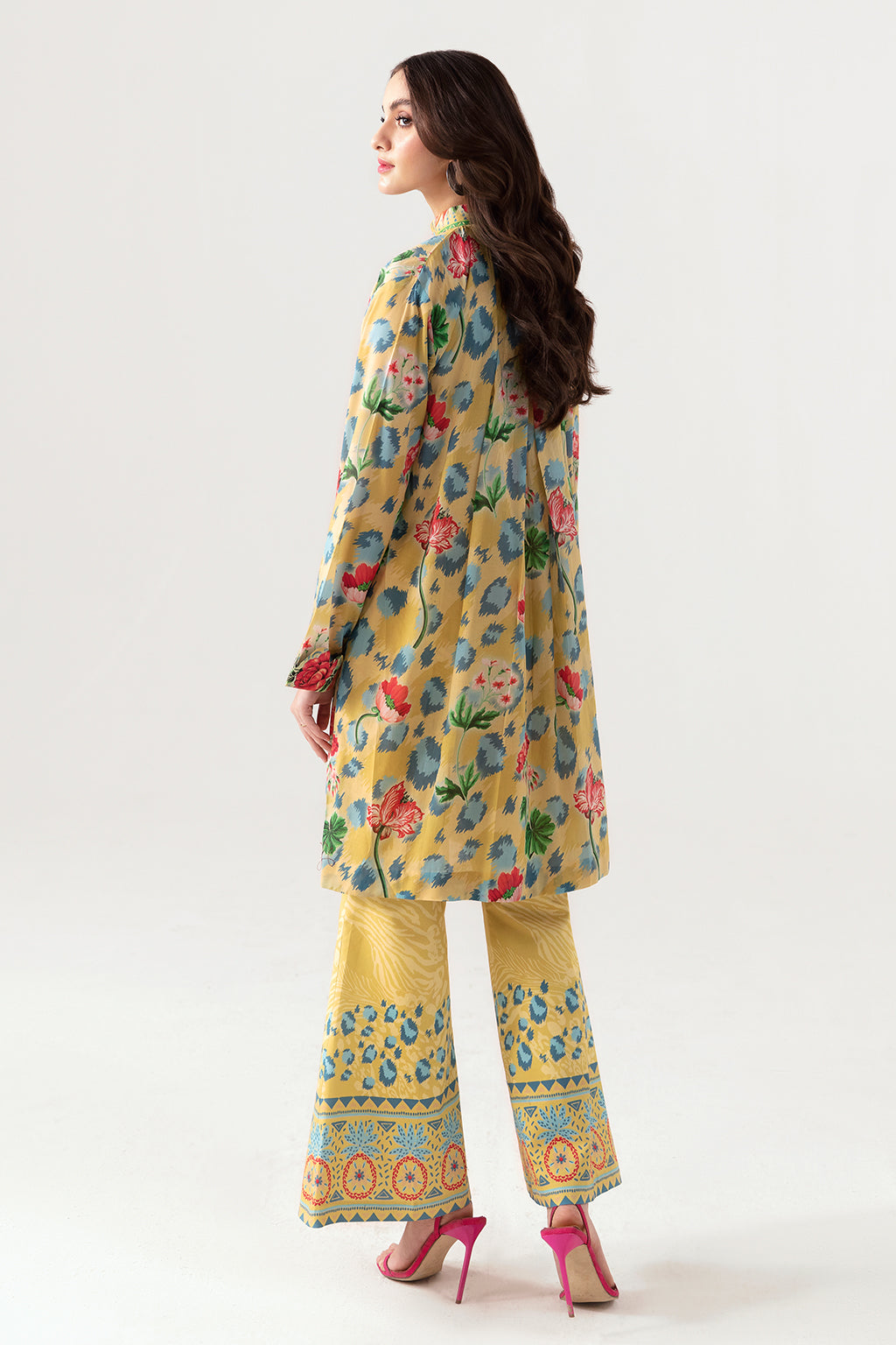 Ramsha | Pinted Lawn | RP-109 - Khanumjan  Pakistani Clothes and Designer Dresses in UK, USA 