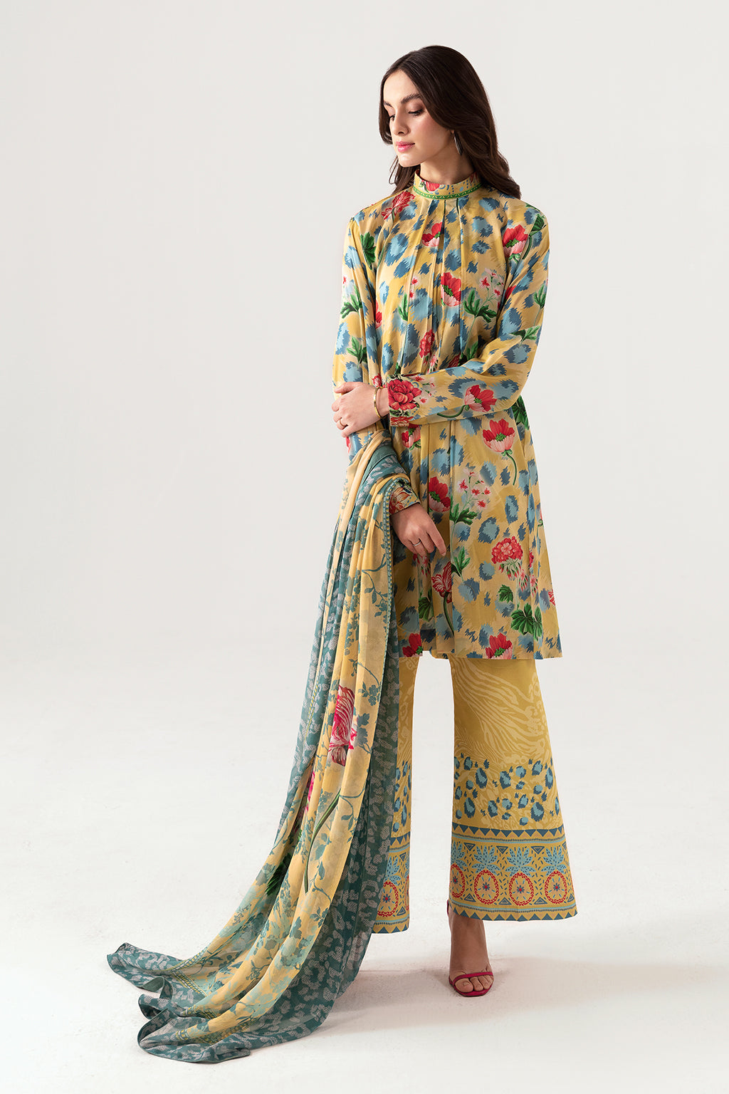 Ramsha | Pinted Lawn | RP-109 - Khanumjan  Pakistani Clothes and Designer Dresses in UK, USA 