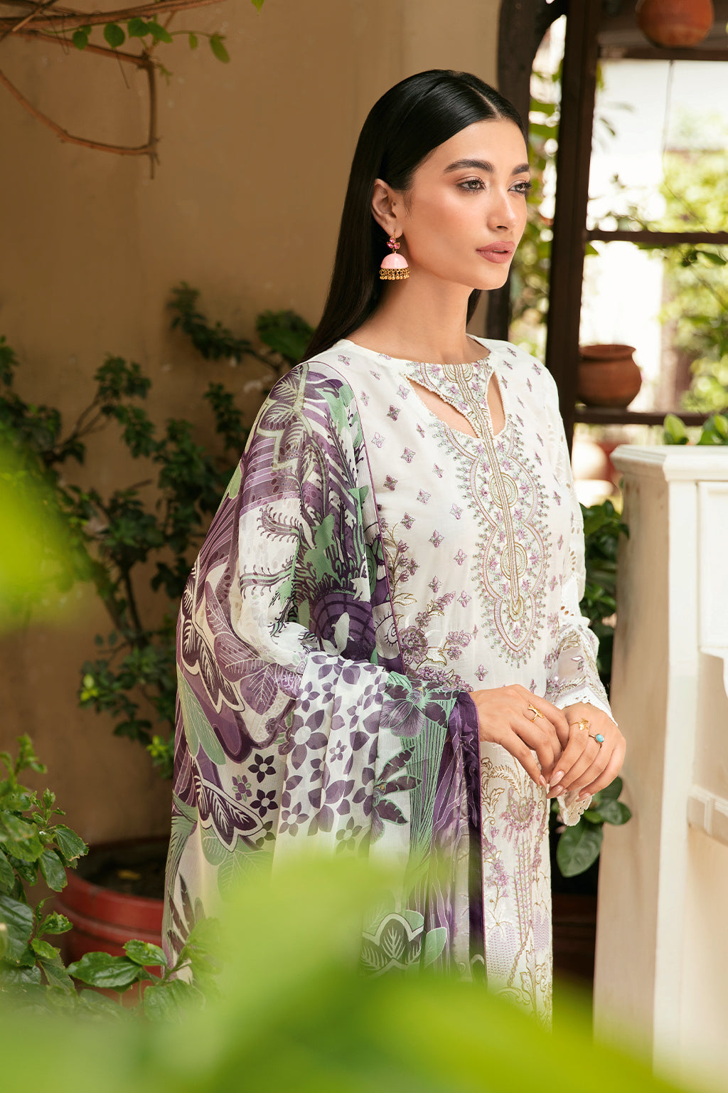 Ramsha | Mashaal Luxury Lawn | L-809 - Khanumjan  Pakistani Clothes and Designer Dresses in UK, USA 