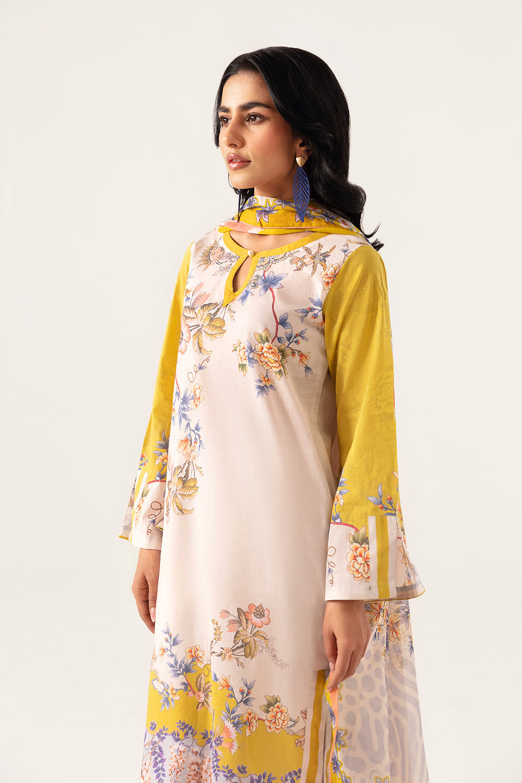 Ramsha | Pinted Lawn | RP-111 - Khanumjan  Pakistani Clothes and Designer Dresses in UK, USA 