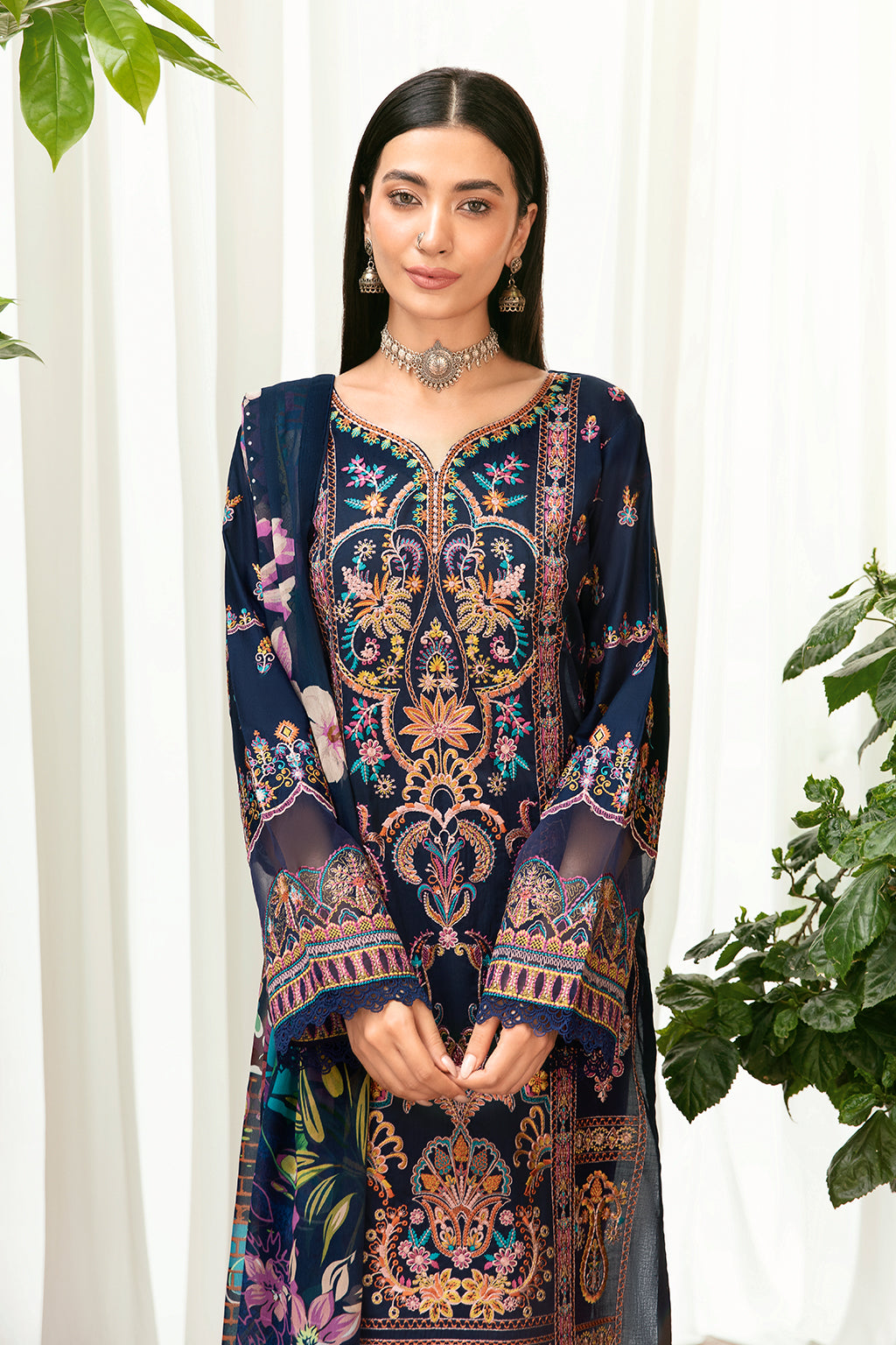 Ramsha | Mashaal Luxury Lawn | L-802 - Khanumjan  Pakistani Clothes and Designer Dresses in UK, USA 