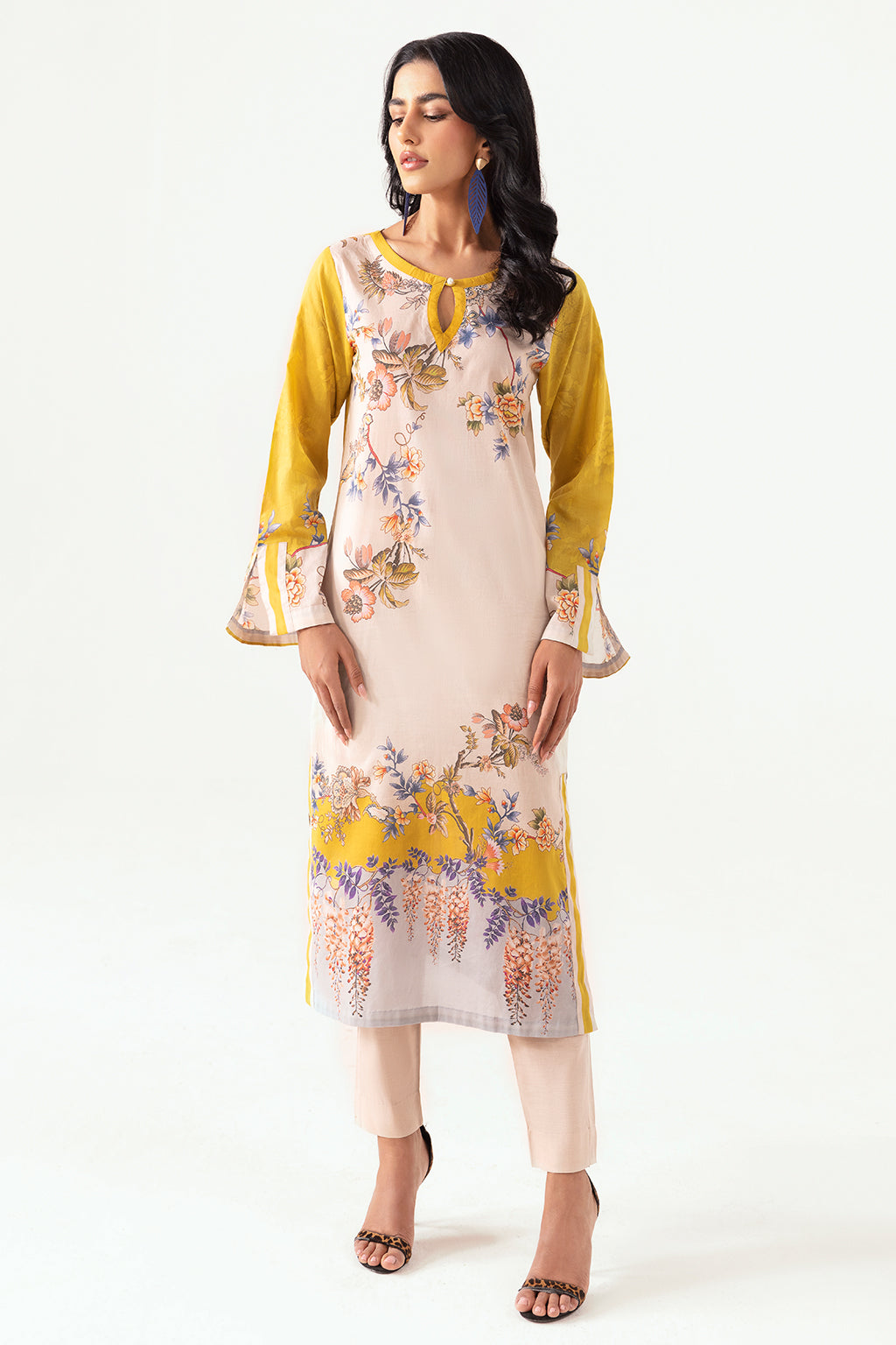 Ramsha | Pinted Lawn | RP-111 - Khanumjan  Pakistani Clothes and Designer Dresses in UK, USA 