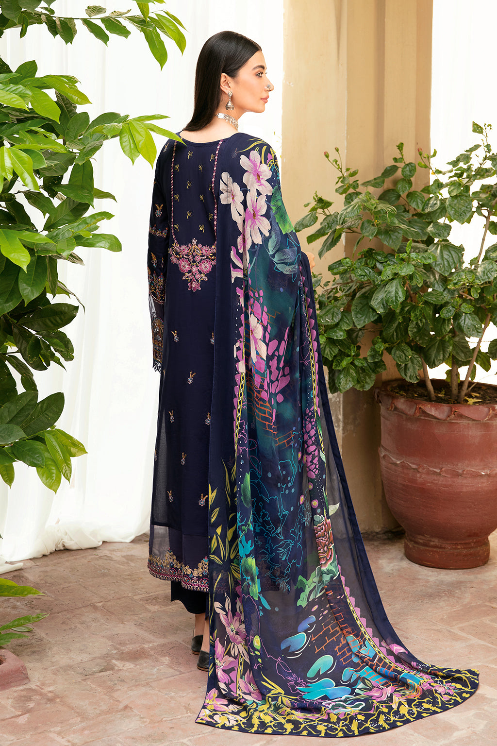 Ramsha | Luxury Lawn 24 | L-802 - Khanumjan  Pakistani Clothes and Designer Dresses in UK, USA 