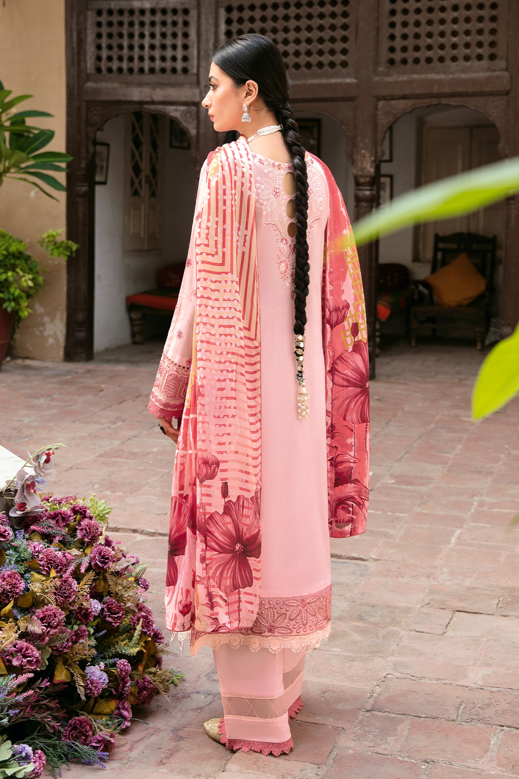 Ramsha | Mashaal Luxury Lawn | L-806 - Khanumjan  Pakistani Clothes and Designer Dresses in UK, USA 