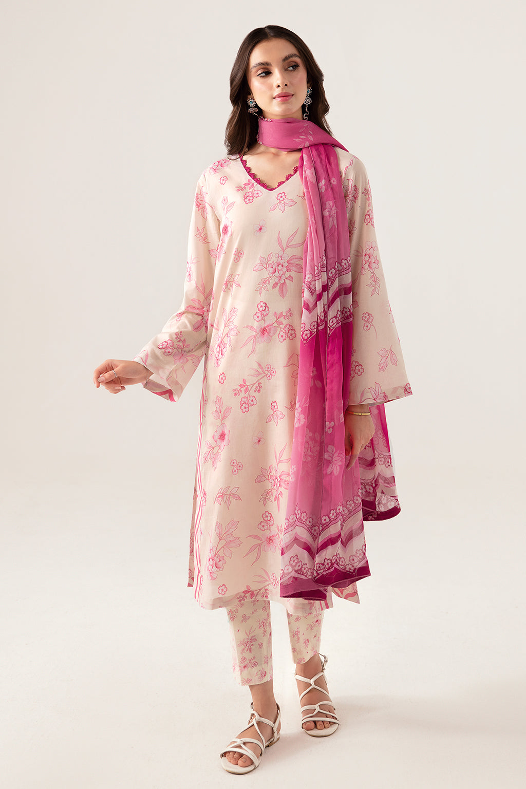 Ramsha | Pinted Lawn | RP-105 - Khanumjan  Pakistani Clothes and Designer Dresses in UK, USA 