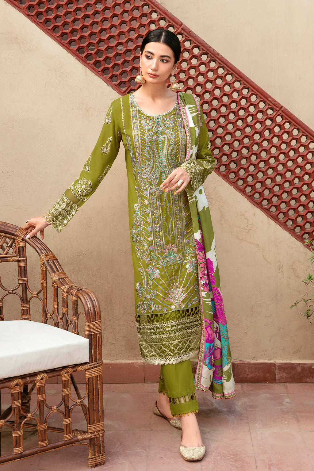 Ramsha | Mashaal Luxury Lawn | L-807 - Khanumjan  Pakistani Clothes and Designer Dresses in UK, USA 