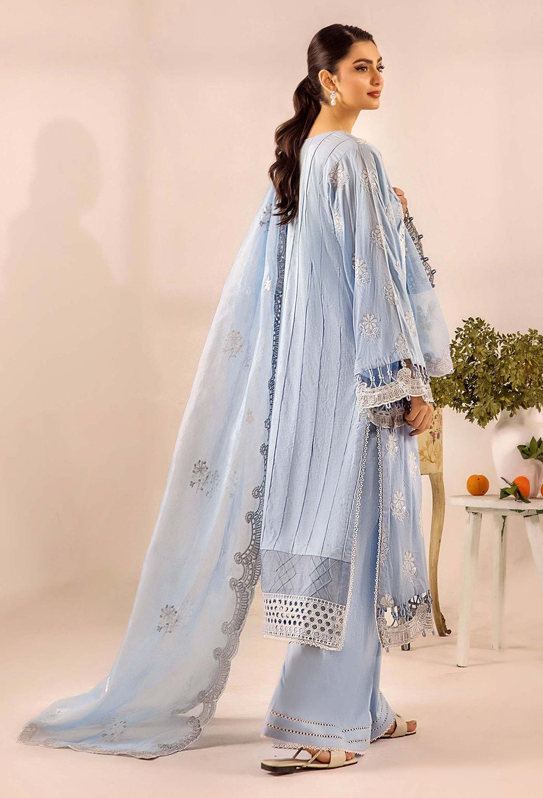Adans Libas | Inara 25 | CHIKANKARI 4778