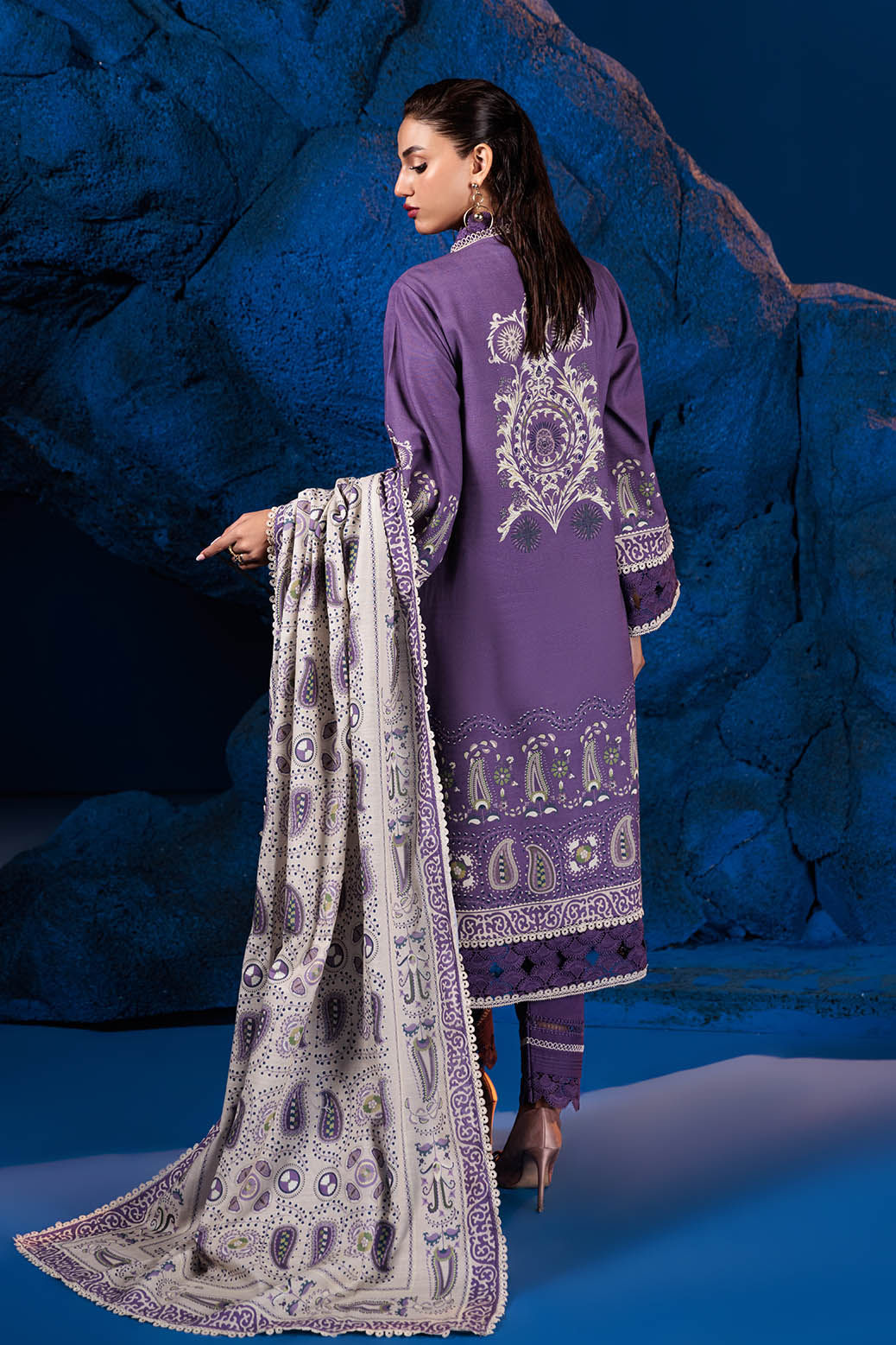 Bonanza Satrangi | Khaddar and Viscose | FLORAL DUSK