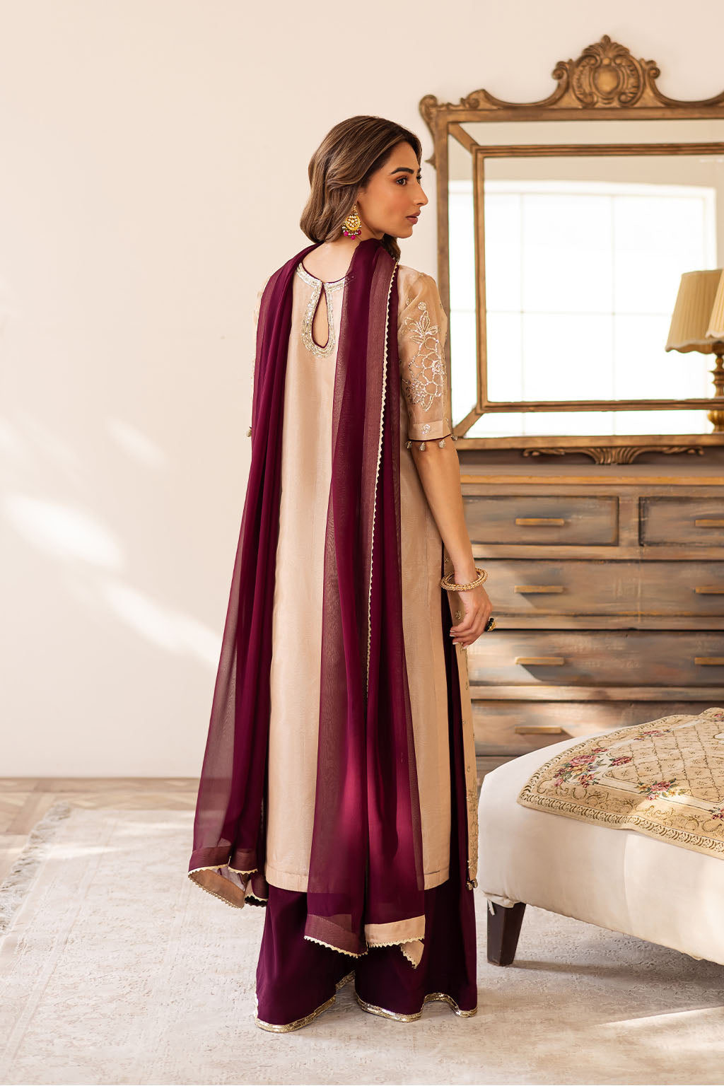 Vanya | Luxury and Formals | SN-02