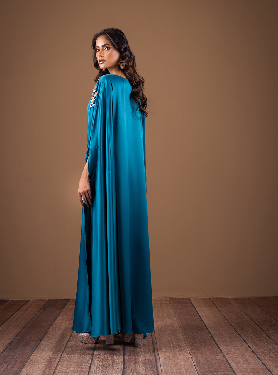 Zainab Chottani | Semi Formals | TEAL WAVES