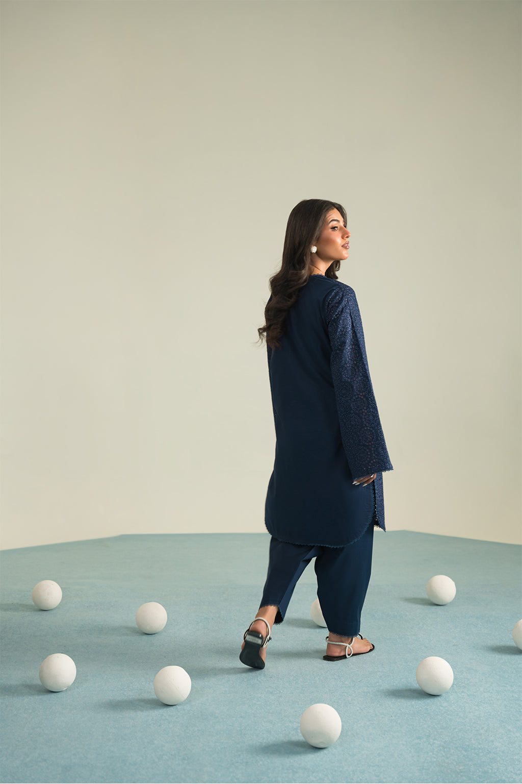 Vanya | Luxury and Formals | DH-01