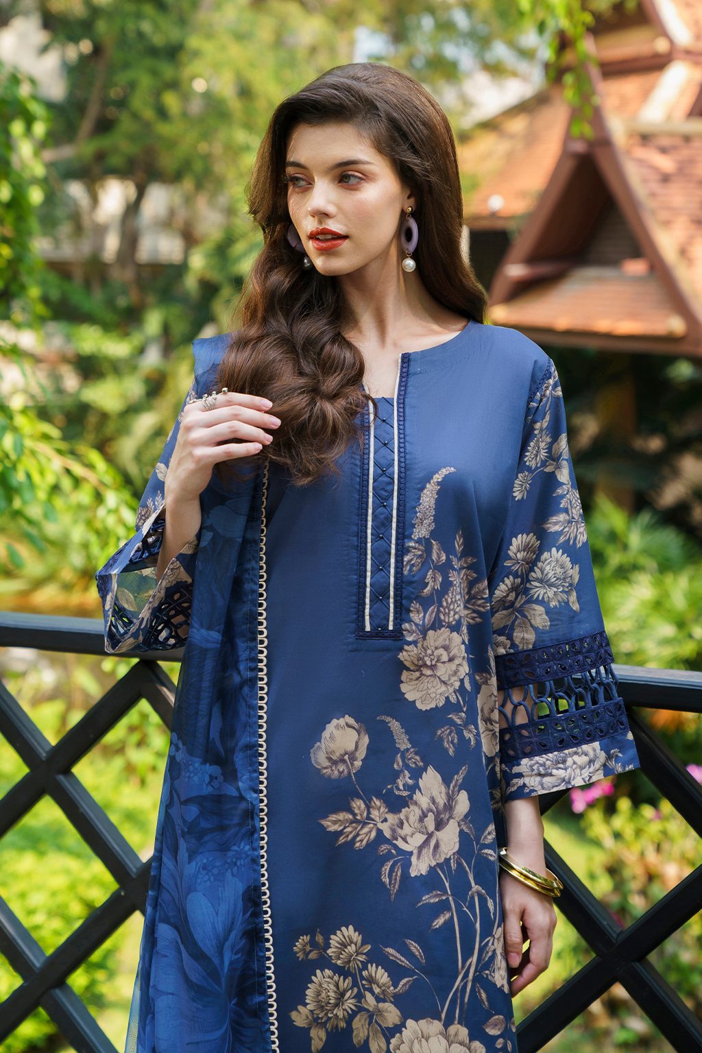 Iznik | Exclusive Lawn | UE-220 PRINTED LAWN - Khanumjan  Pakistani Clothes and Designer Dresses in UK, USA 