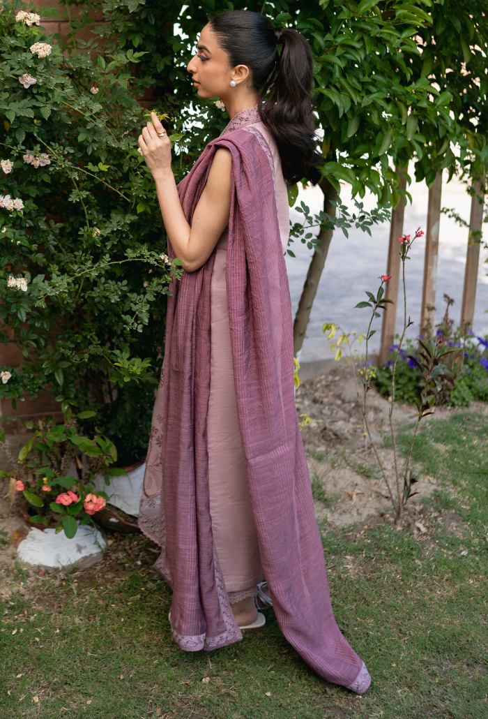 Humdum | Mirha Lawn 25 | Mirha - D10