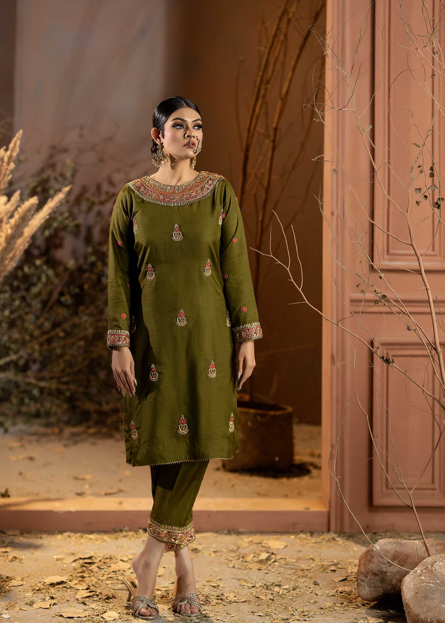 Purple Haze Pret Studio | Apsara Formals | Yasmin - Khanumjan  Pakistani Clothes and Designer Dresses in UK, USA 