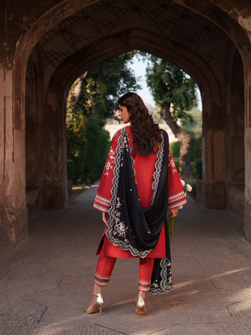 Binilyas | Suroor Eid Pret 26 | 241-B