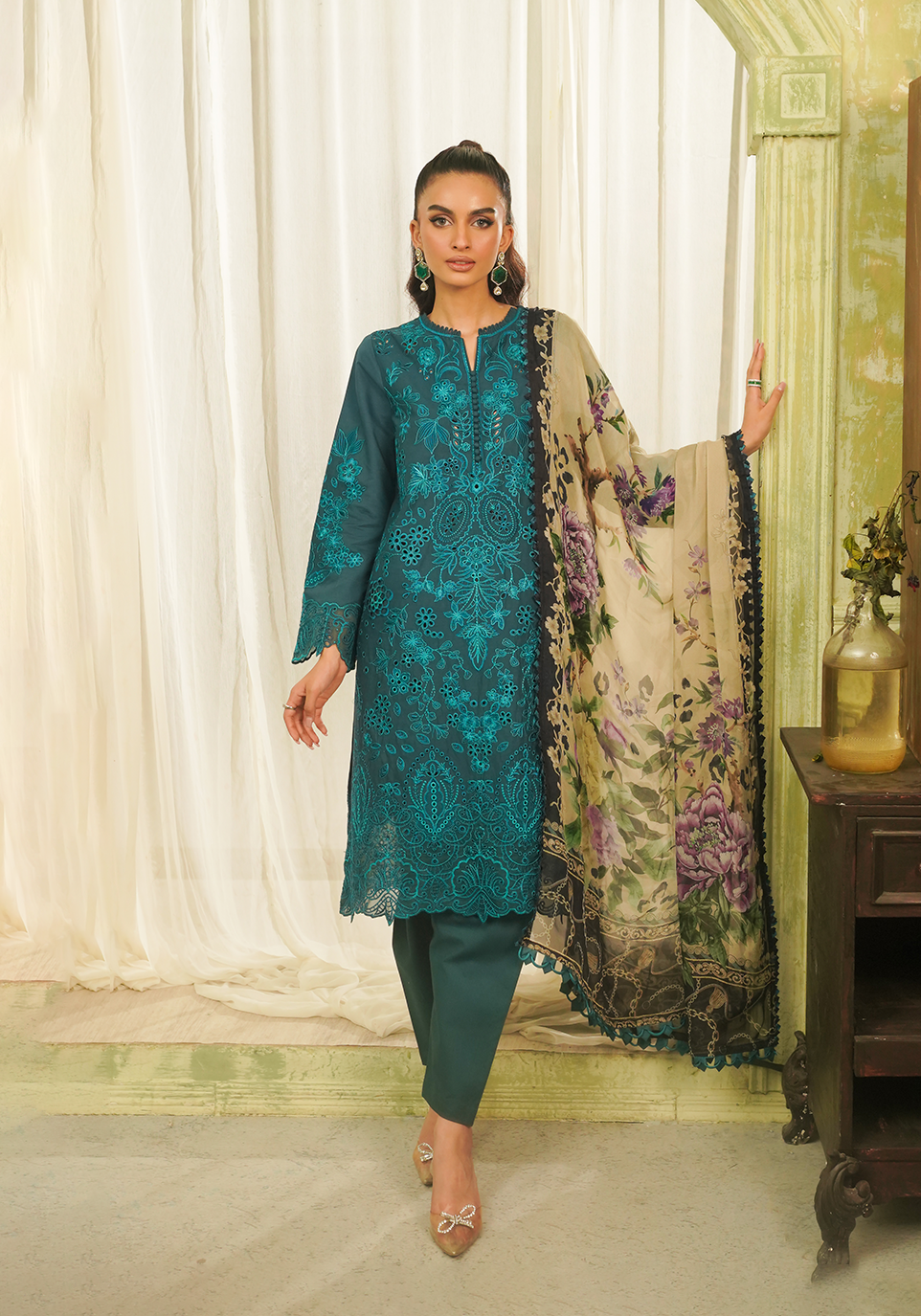 Zarqash | Tresor Luxury Lawn 24 | ZQT 0011 DINA - Khanumjan  Pakistani Clothes and Designer Dresses in UK, USA 