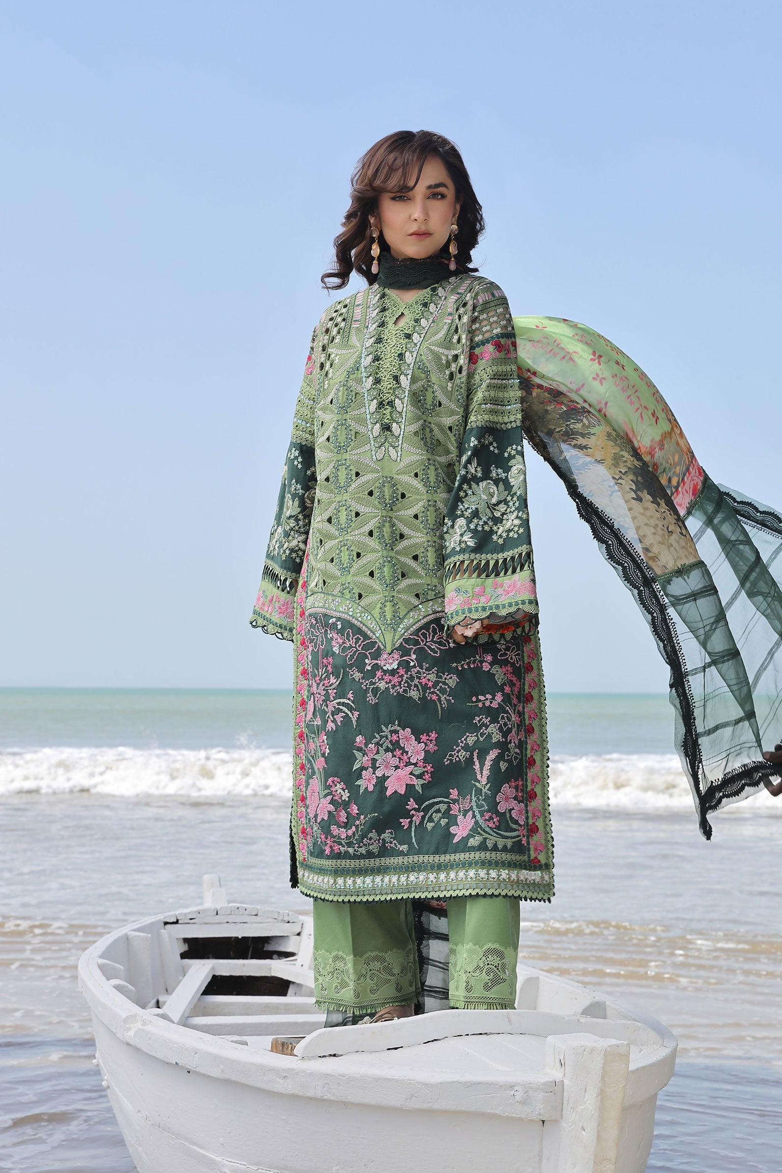 Maryam Hussain | Luxury Lawn 24 | GARDENIA - Khanumjan  Pakistani Clothes and Designer Dresses in UK, USA 