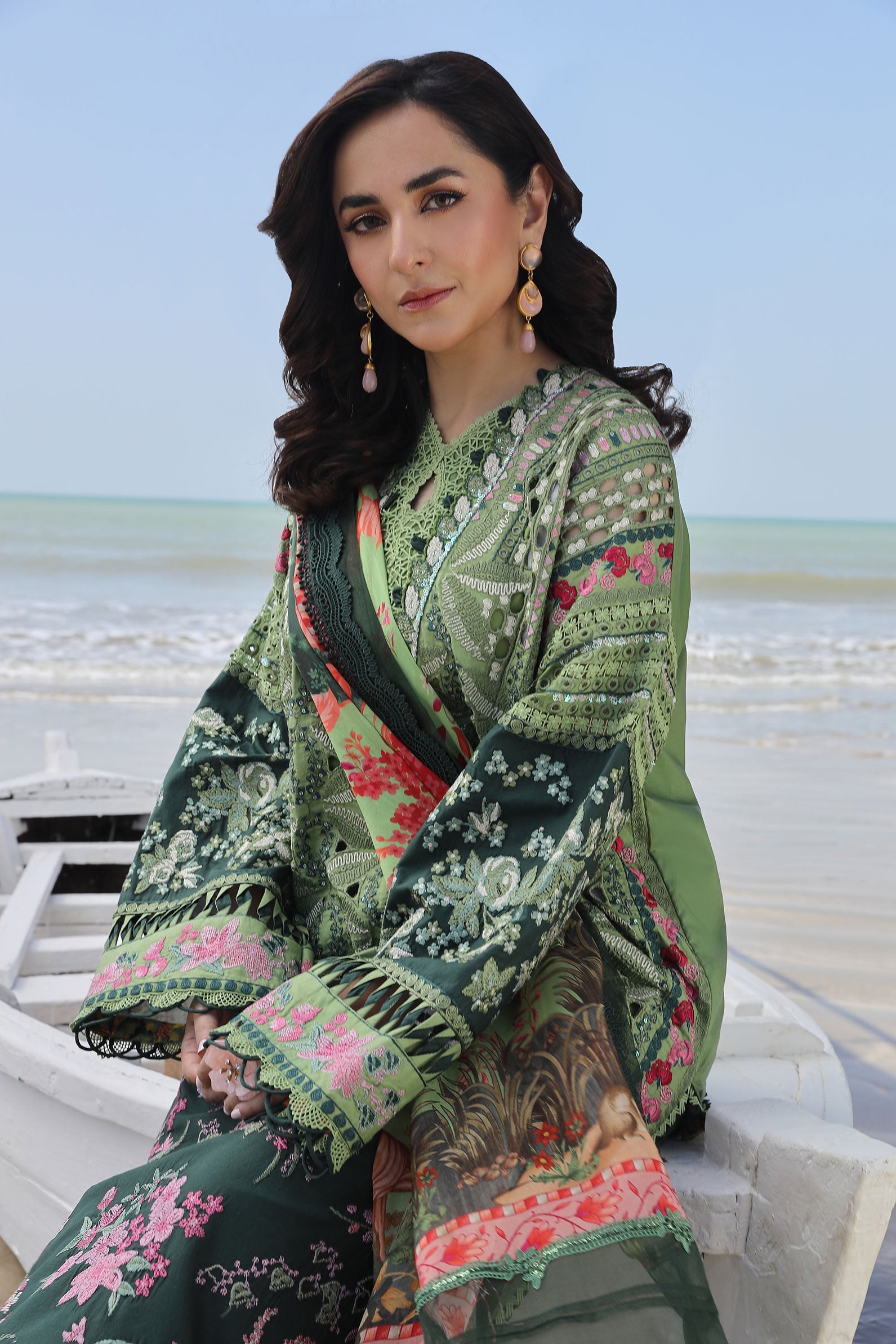 Maryam Hussain | Luxury Lawn 24 | GARDENIA - Khanumjan  Pakistani Clothes and Designer Dresses in UK, USA 