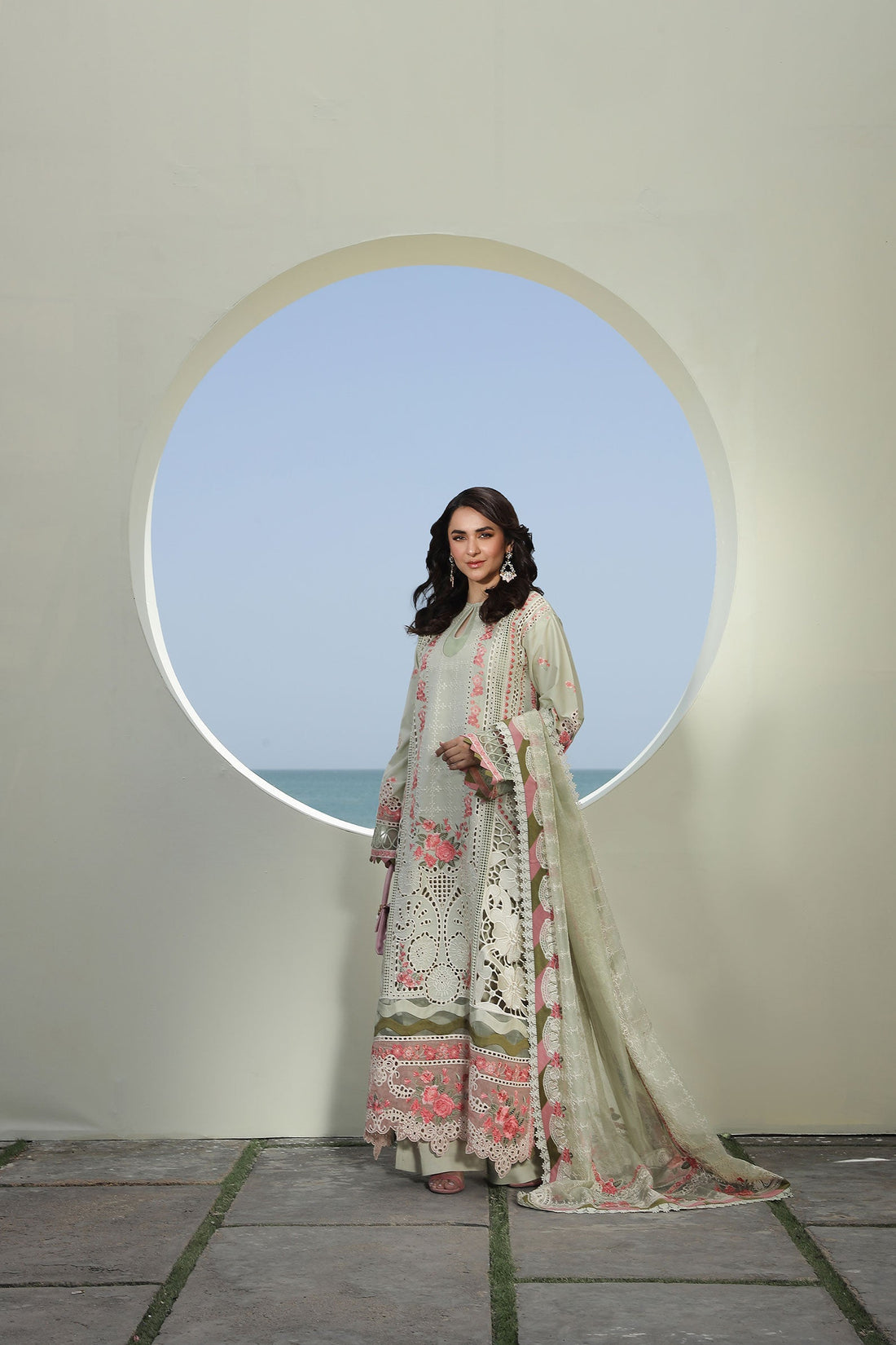 Maryam Hussain | Luxury Lawn 24 | HAVANA - Khanumjan  Pakistani Clothes and Designer Dresses in UK, USA 