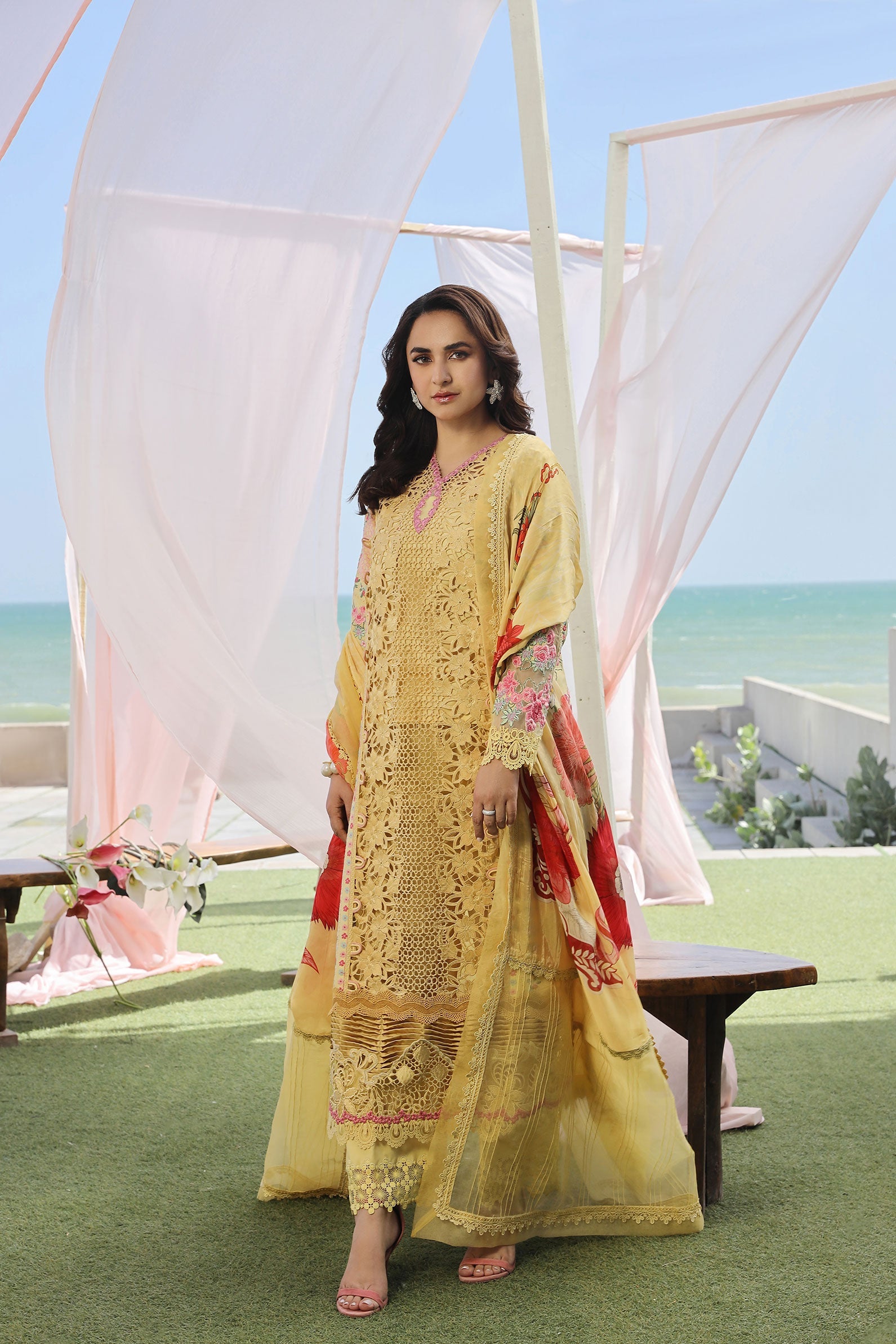 Maryam Hussain | Luxury Lawn 24 | TROPICA - Khanumjan  Pakistani Clothes and Designer Dresses in UK, USA 