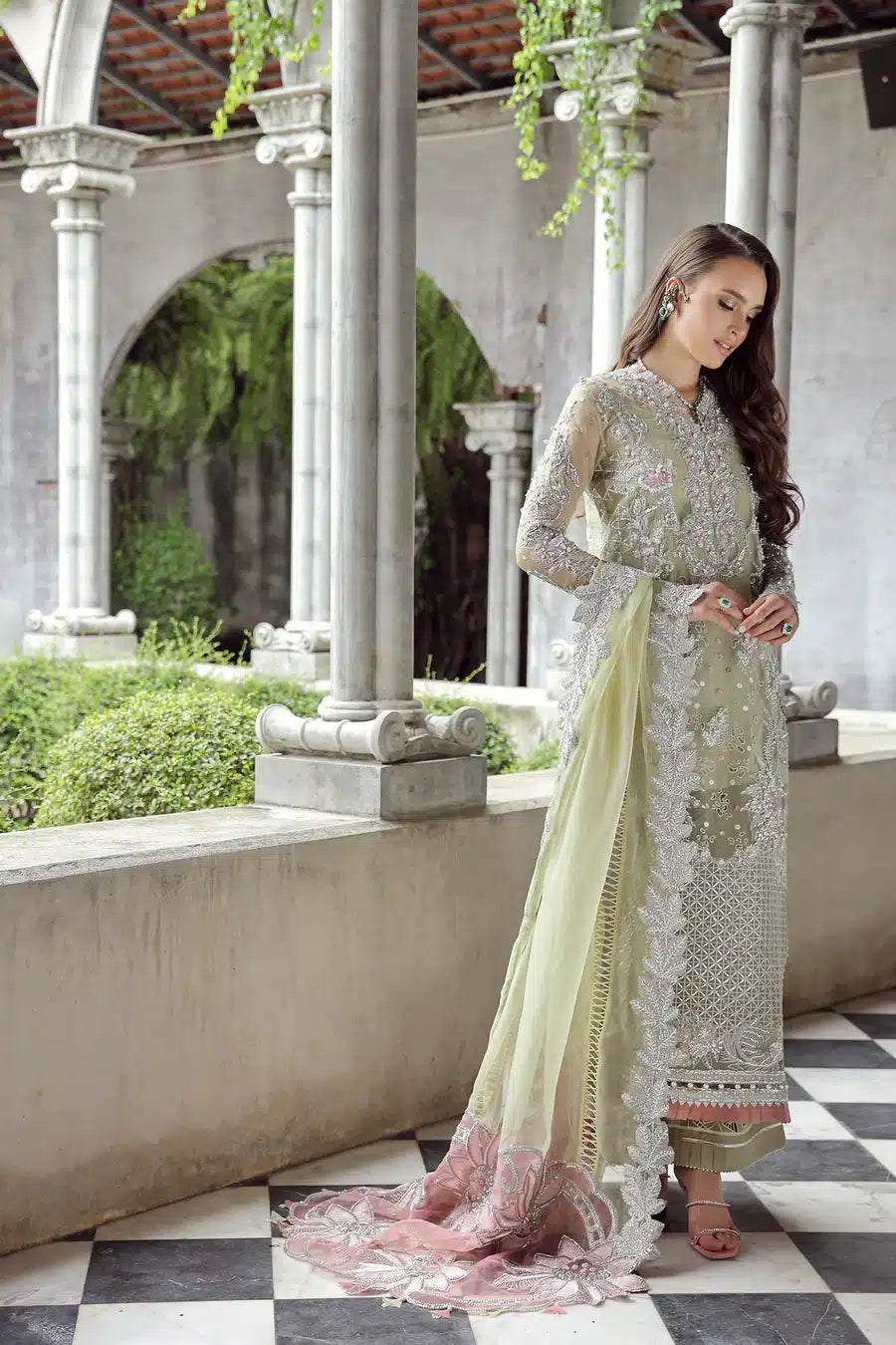 Maryam Hussain | Raha Luxury Festive 23 | Nurey - Khanumjan  Pakistani Clothes and Designer Dresses in UK, USA 