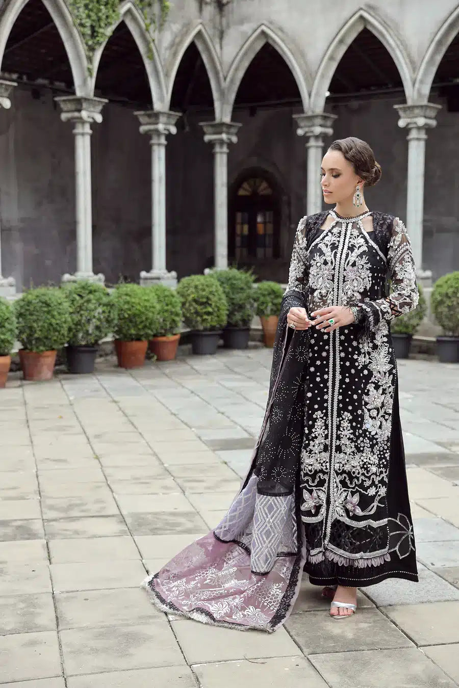 Maryam Hussain | Raha Luxury Festive 23 | Danisa - Khanumjan  Pakistani Clothes and Designer Dresses in UK, USA 
