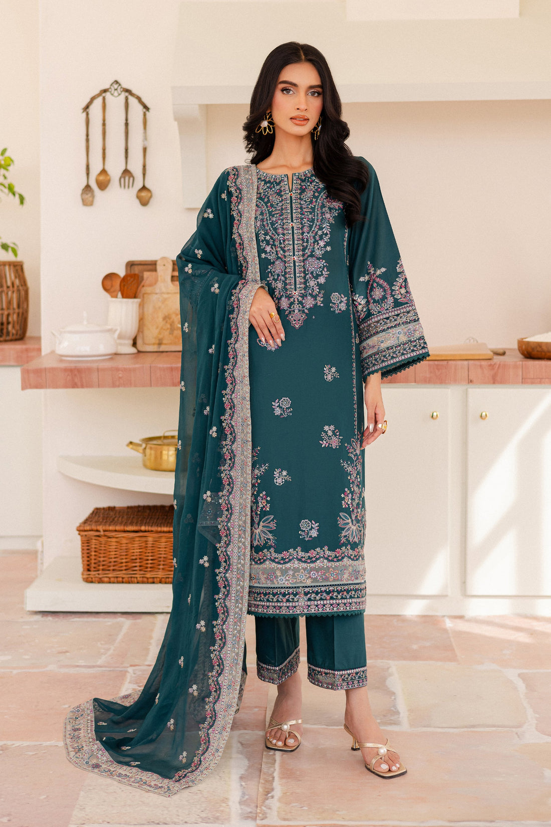 Batik | Kai Formals | Leal