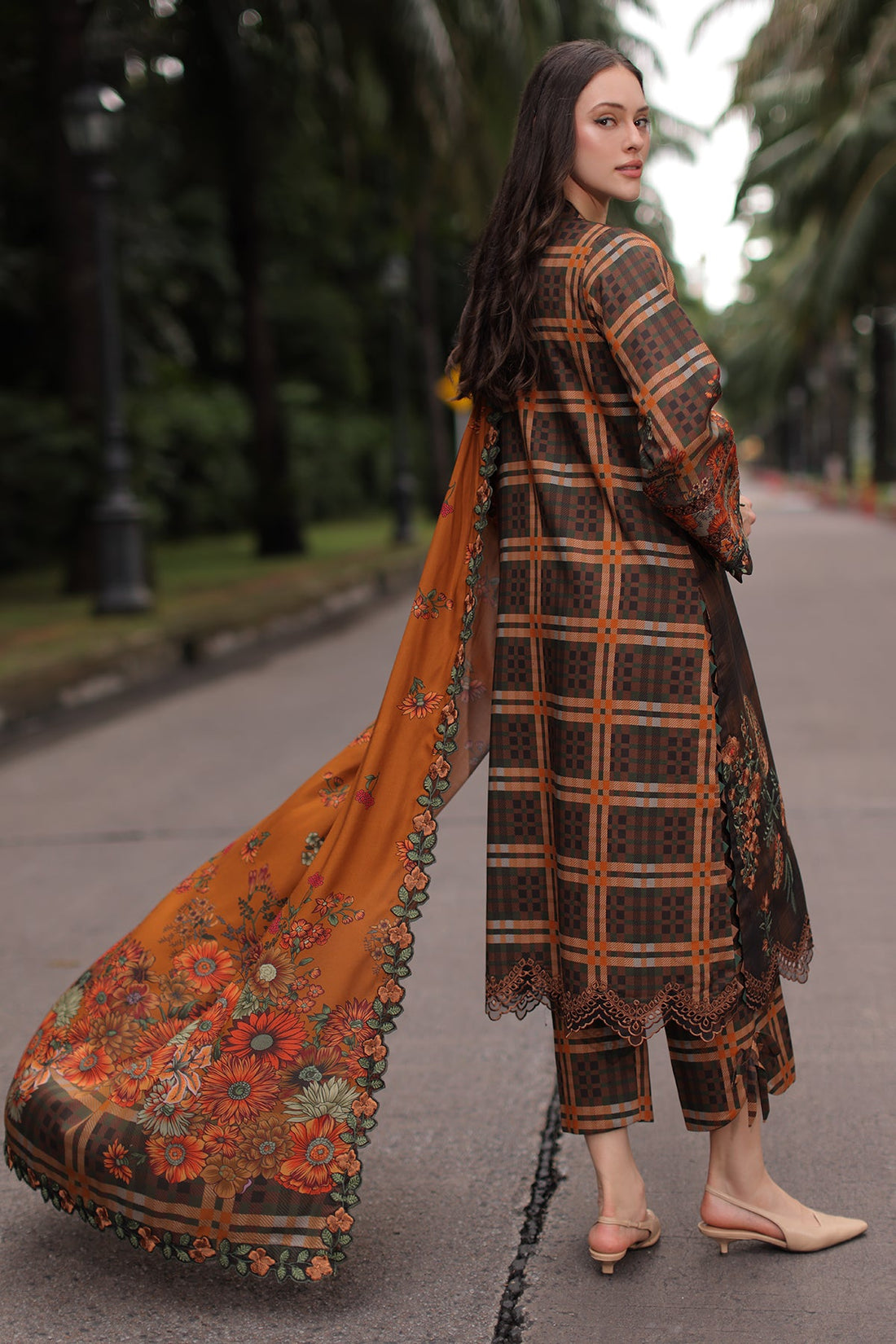 Charizma | Aniq Winter Collection | ANW7-15