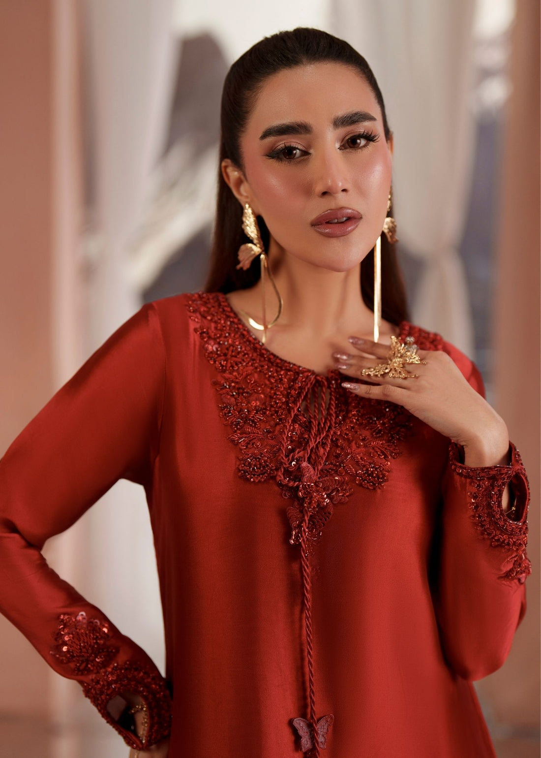 Mehak Yaqoob | Enchante Luxe Edit | Rosin