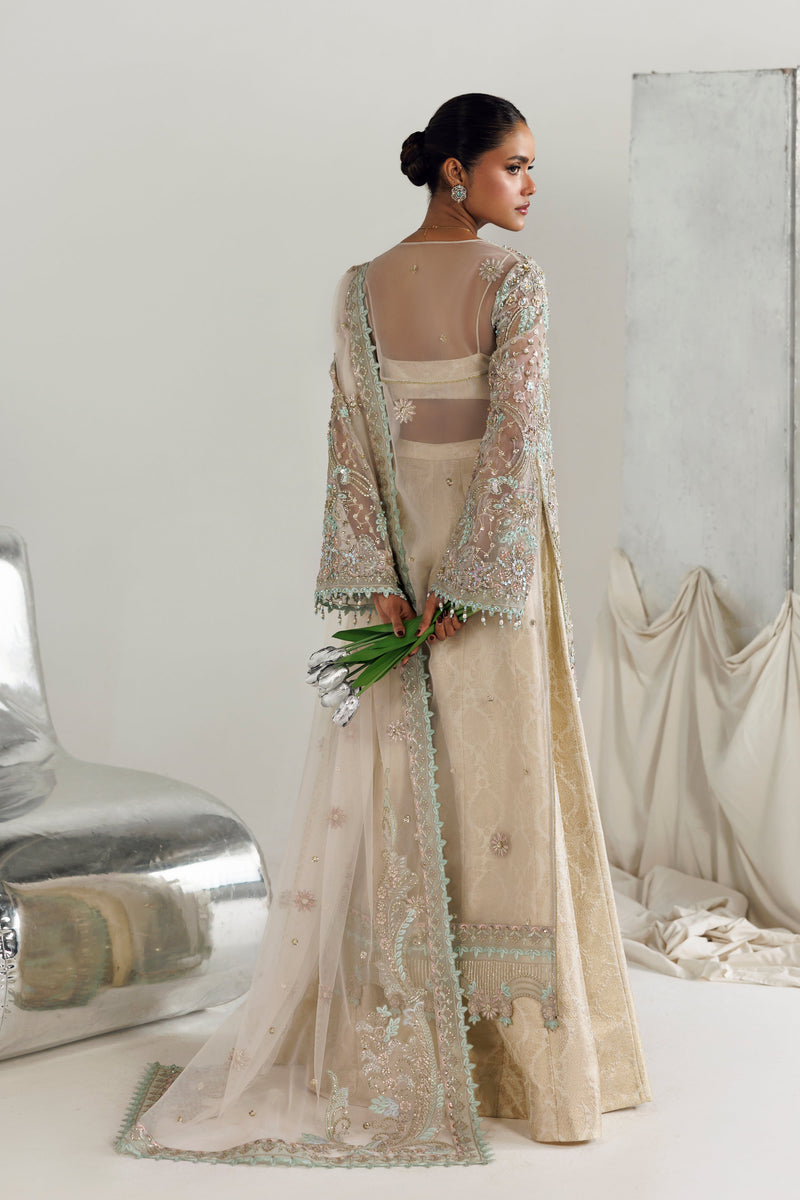 Akbar Aslam | Luxury Formals | Ruya