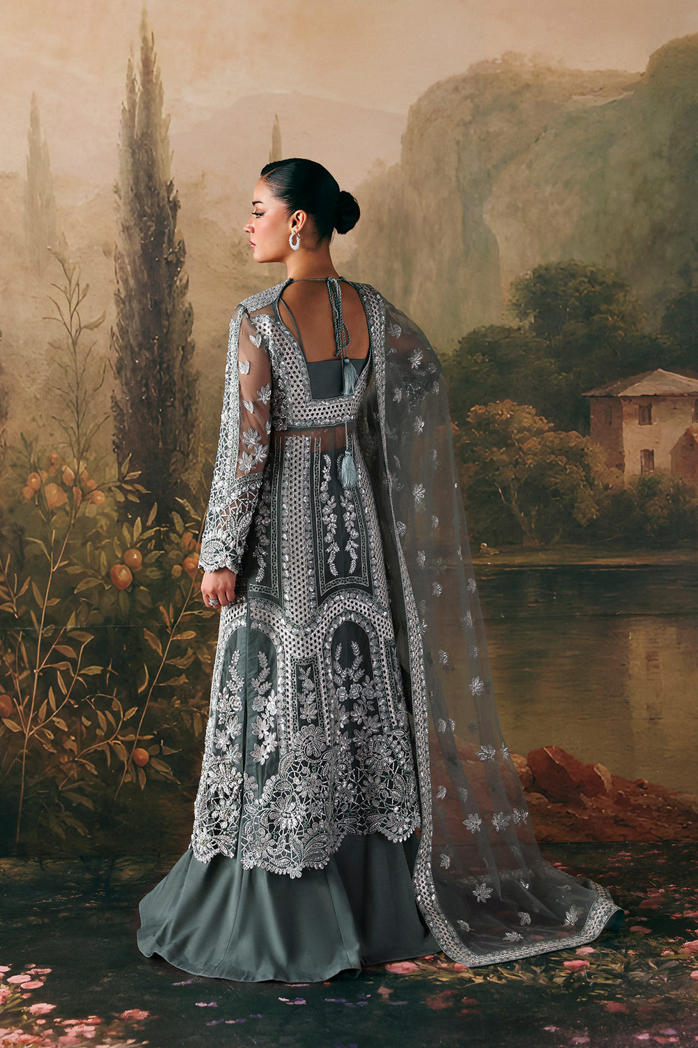 Afrozeh | La Fuchsia 26 | Crescent