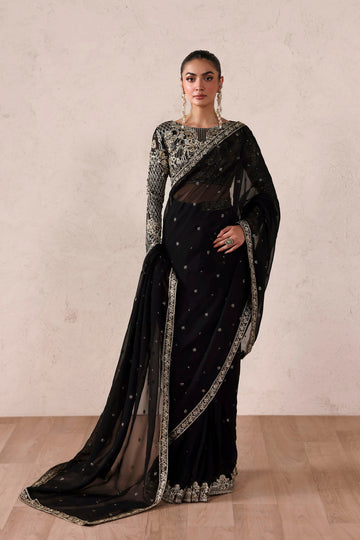 Akbar Aslam | Luxury Formals | Amoura