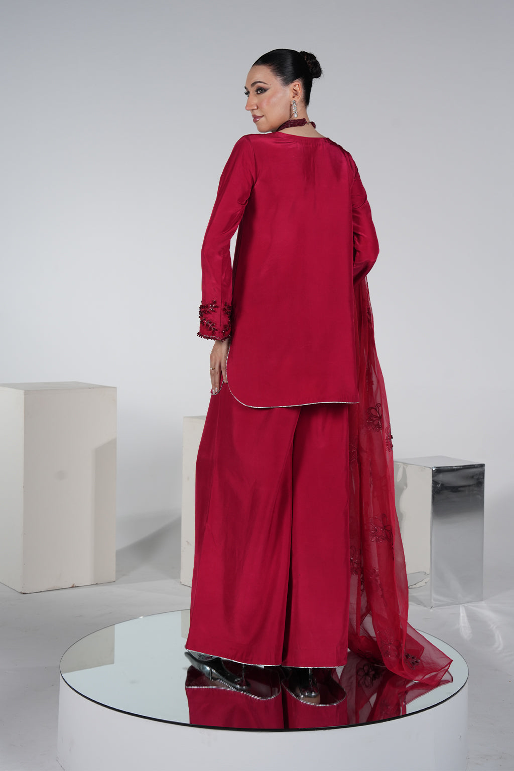 Amave | Oro Luxury Wear | AM-08