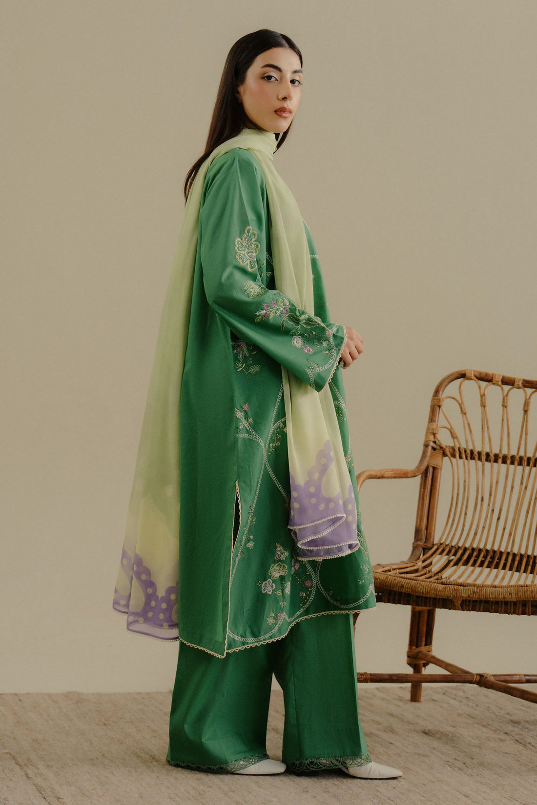 Zara Shahjahan | Coco Lawn 25 | Tara-8B