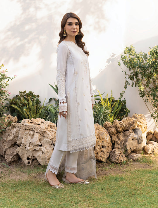 Iznik | Lawnkari 24 | UE-150 SERENE TURF - Khanumjan  Pakistani Clothes and Designer Dresses in UK, USA 