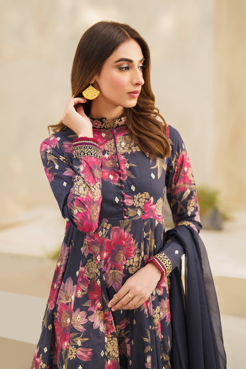 Iznik | Festive lawn 24 | SFL-12 - Khanumjan  Pakistani Clothes and Designer Dresses in UK, USA 