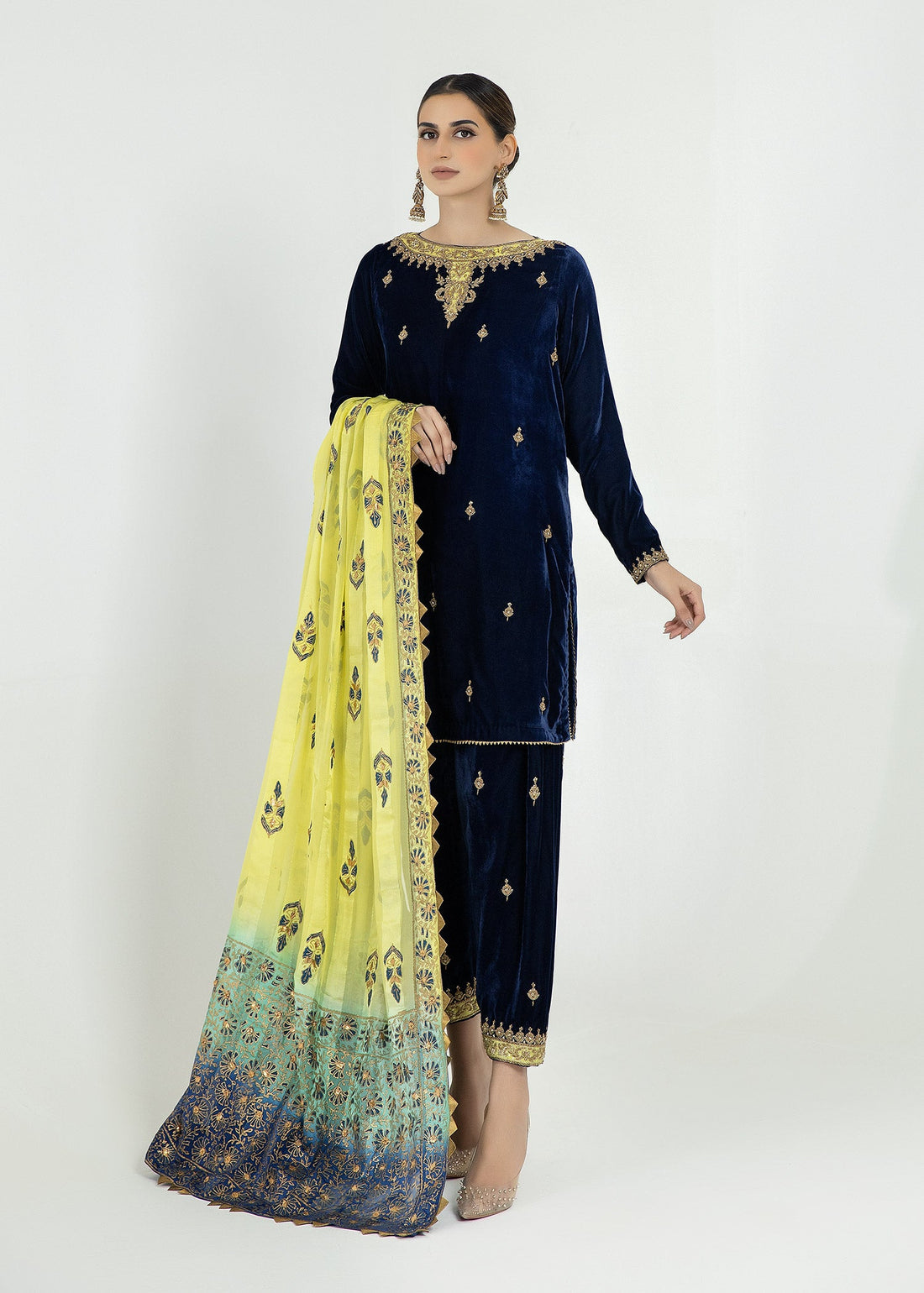 Purple Haze Pret Studio | Apsara Formals | Kyanite - Khanumjan  Pakistani Clothes and Designer Dresses in UK, USA 