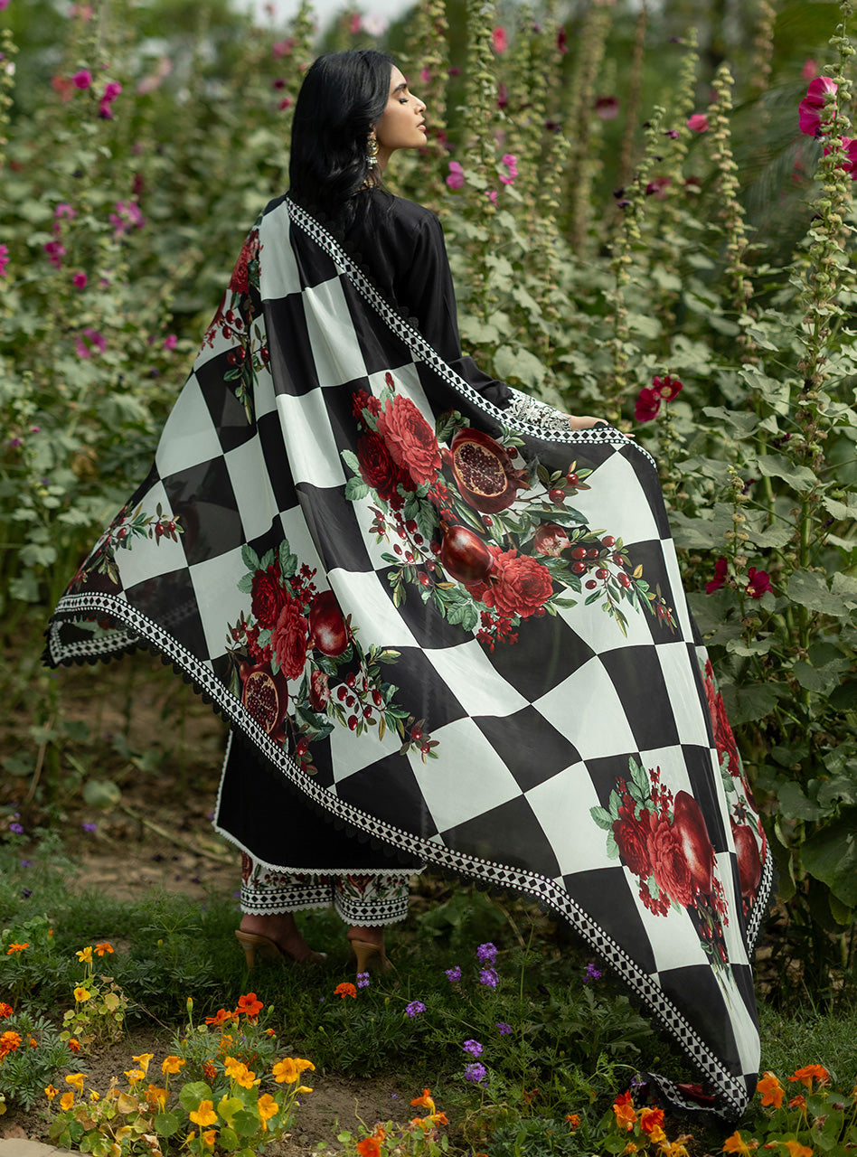 Zainab Chottani | Luxe Lawn 26 | Fia - 03