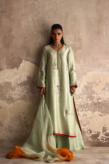 Wardha Saleem | Layla Formals 25 | Mishk