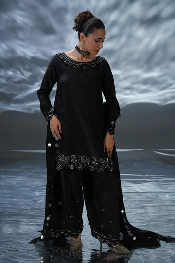 Amave | Oro Luxury Wear | AM-02