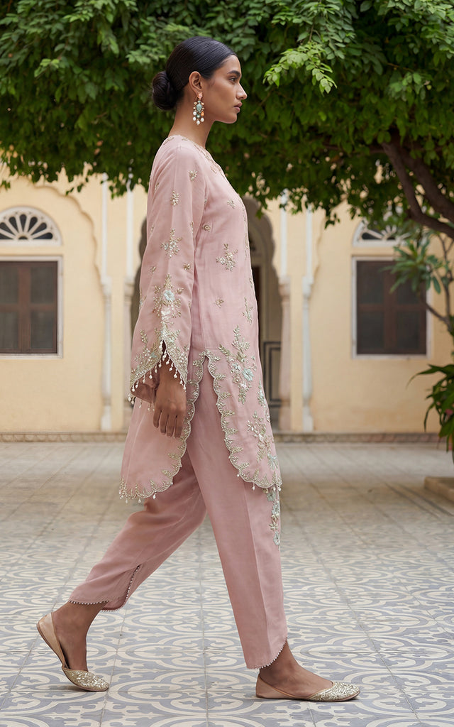 Threads and Motifs | Eid Edit 26 | 10149