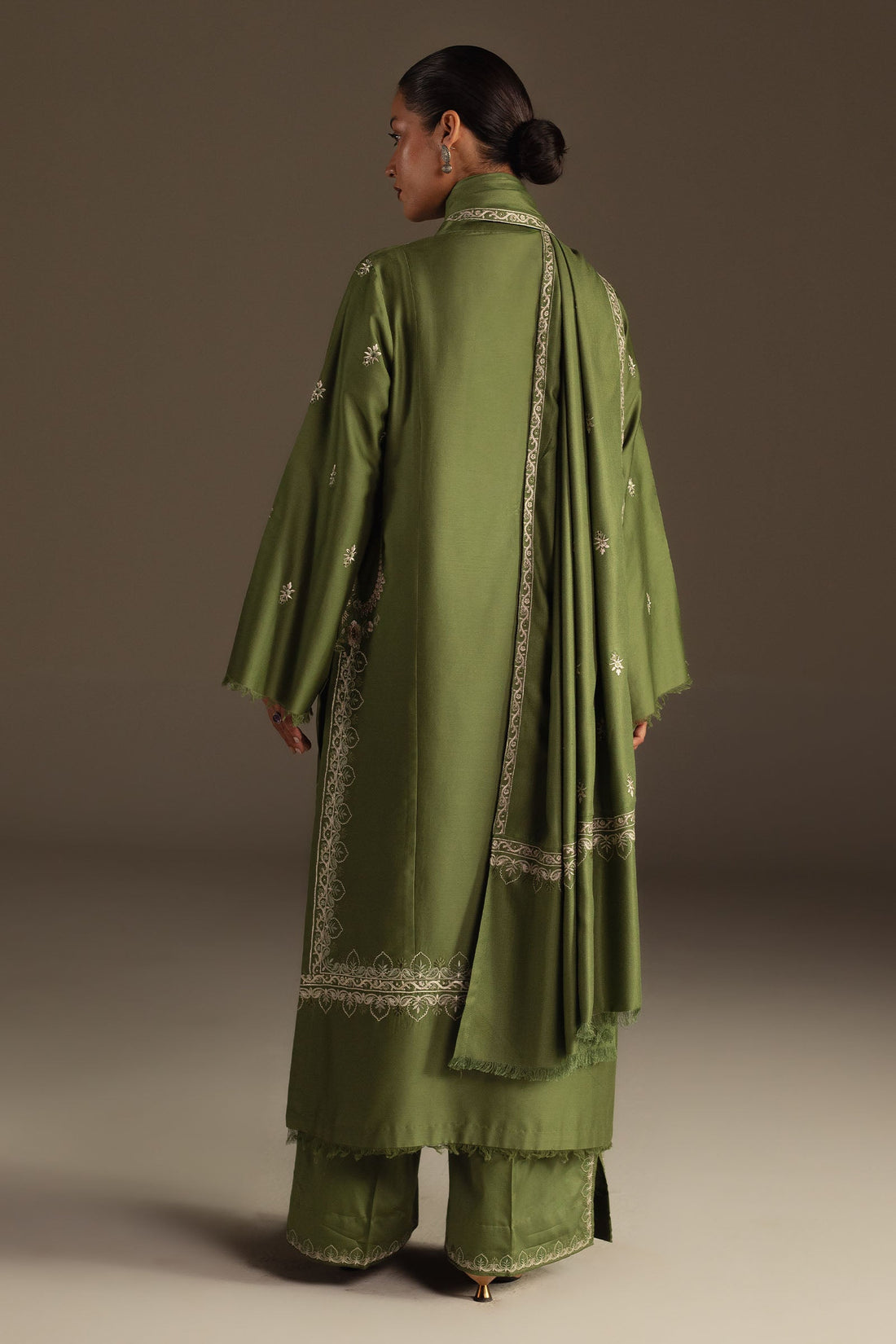 Zara Shahjahan | Pret A W 25 | Zimal