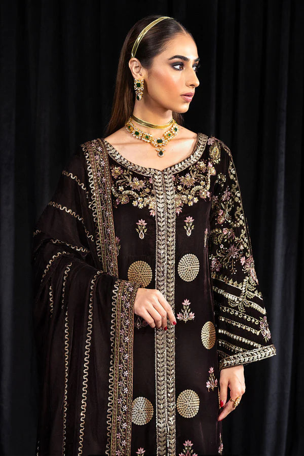 Nureh | Maya Velvet 23 | Moore - Khanumjan  Pakistani Clothes and Designer Dresses in UK, USA 