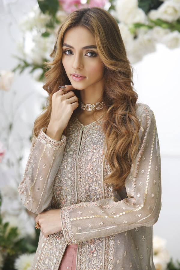 Wahajmkhan | Eden wedding Formals | METAL JACKET WITH LENGA - Khanumjan  Pakistani Clothes and Designer Dresses in UK, USA 