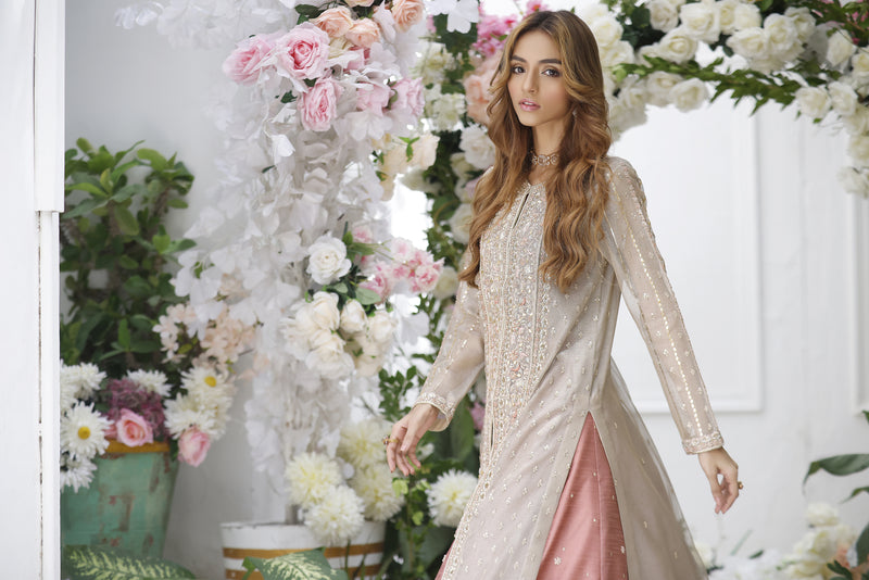 Wahajmkhan | Eden wedding Formals | METAL JACKET WITH LENGA - Khanumjan  Pakistani Clothes and Designer Dresses in UK, USA 