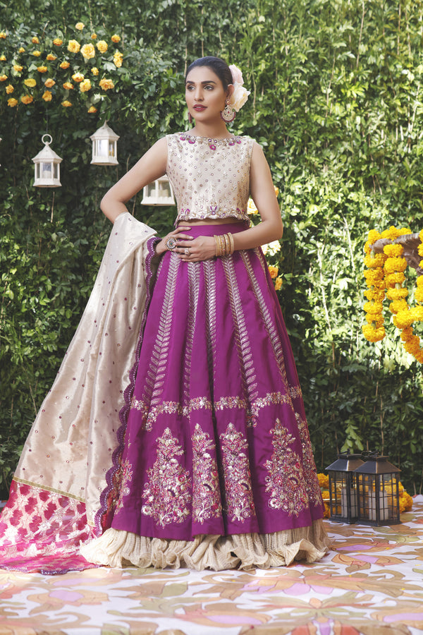 Wahajmbegum | Mehrunnisa Wedding Formals | PURPLE GOLD LEHNGA - Khanumjan  Pakistani Clothes and Designer Dresses in UK, USA 